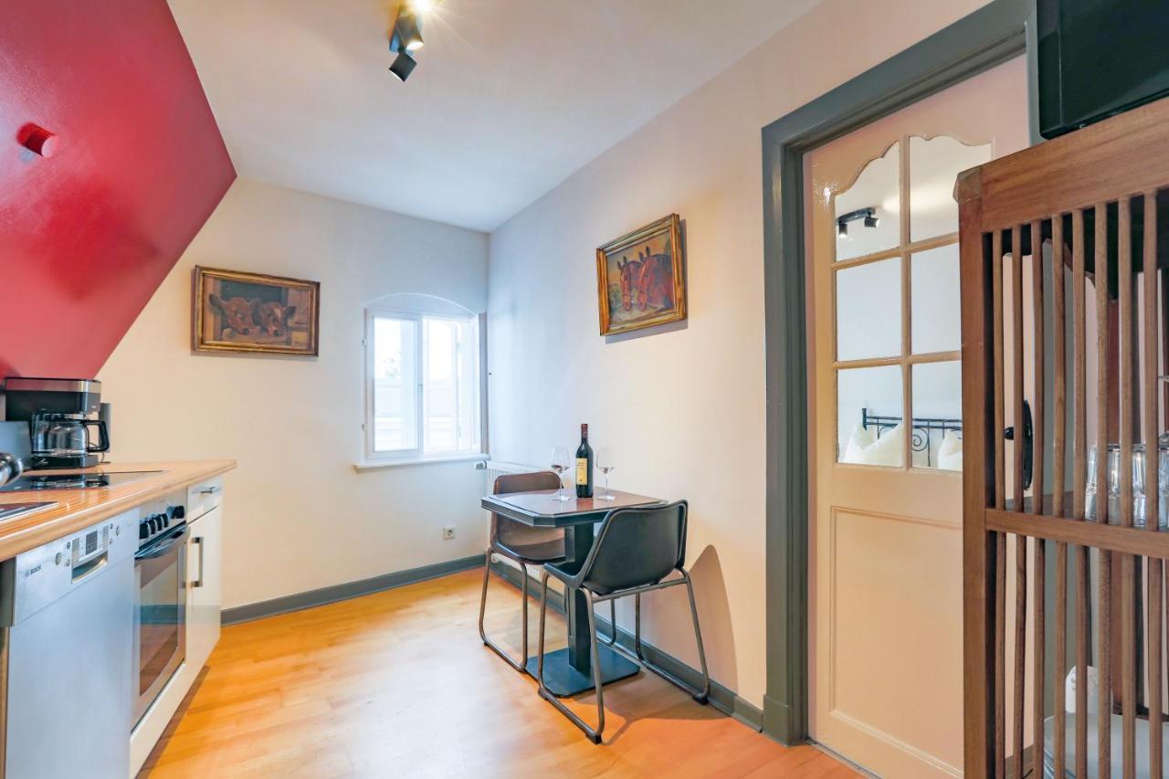 Apartments Im Einhornhaus لوبيك المظهر الخارجي الصورة