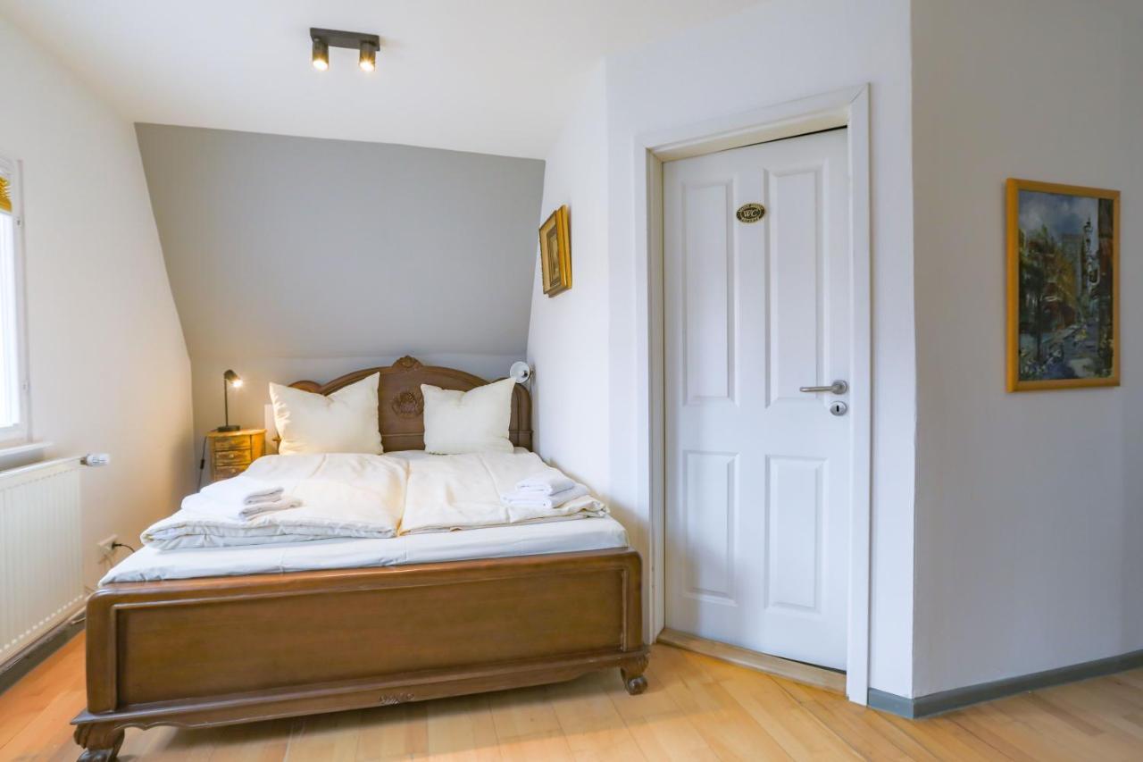 Apartments Im Einhornhaus لوبيك المظهر الخارجي الصورة