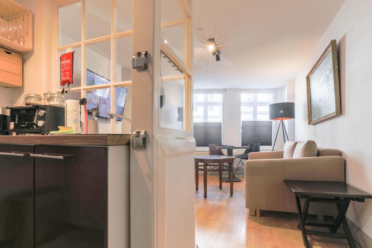 Apartments Im Einhornhaus لوبيك المظهر الخارجي الصورة