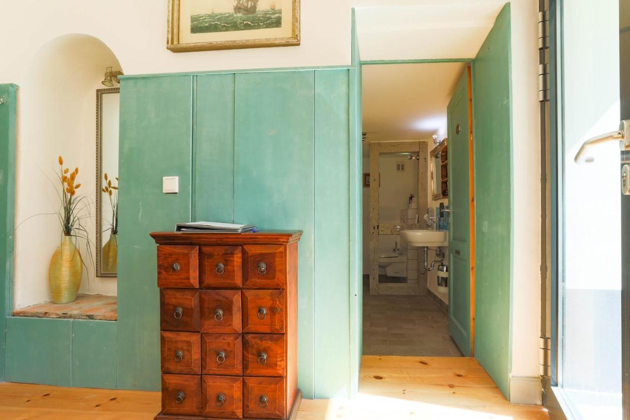Apartments Im Einhornhaus لوبيك المظهر الخارجي الصورة